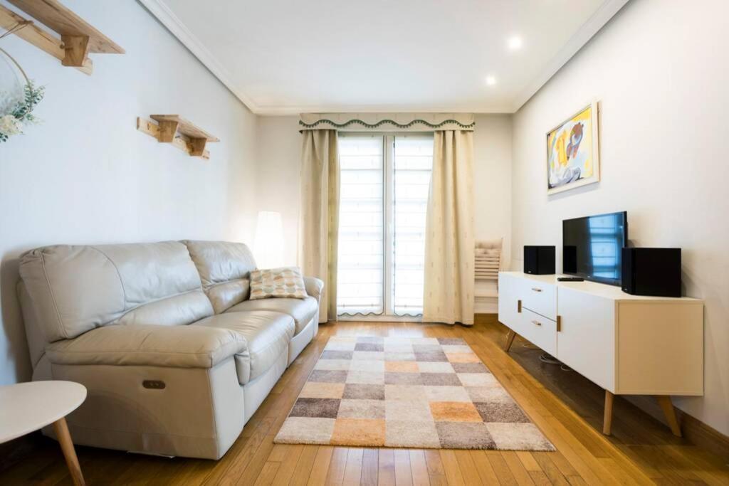 Berlín - Basquenjoy Apartamento Hondarribia Exterior foto