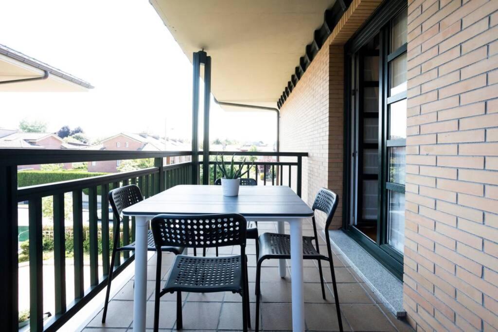 Berlín - Basquenjoy Apartamento Hondarribia Exterior foto